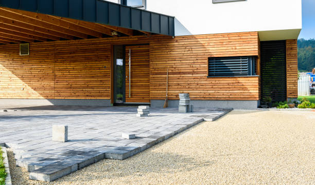Best Professional Driveway Pavers  in Lden, MA